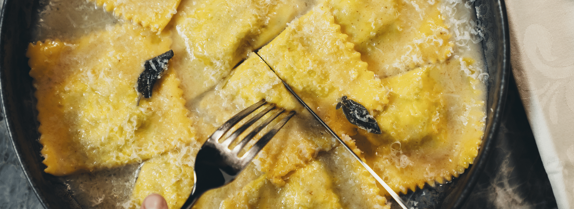 Ravioli della Nonna, handmade Tuscan pasta served at Sfoglia Re in Florence